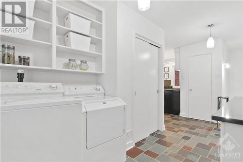 2176 Woodcrest Road, Ottawa, ON - Indoor Photo Showing Laundry Room