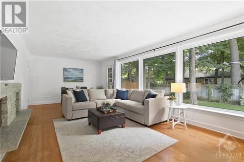 2176 Woodcrest Road, Ottawa, ON - Indoor Photo Showing Living Room With Fireplace