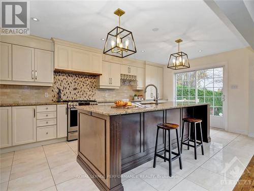 25 Campbell Court, Russell, ON - Indoor Photo Showing Kitchen With Upgraded Kitchen