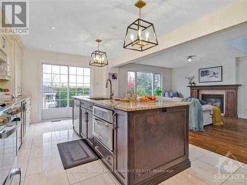 25 Campbell Court, Russell, ON - Indoor Photo Showing Kitchen With Upgraded Kitchen