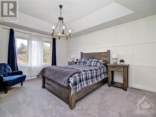 25 Campbell Court, Russell, ON - Indoor Photo Showing Bedroom