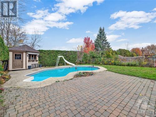 25 Campbell Court, Russell, ON - Outdoor With In Ground Pool