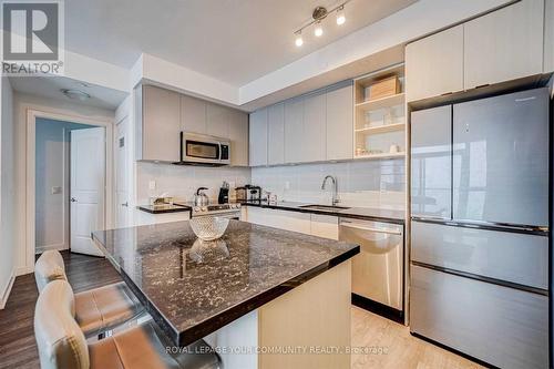 1102 - 4677 Glen Erin Drive, Mississauga, ON - Indoor Photo Showing Kitchen With Upgraded Kitchen