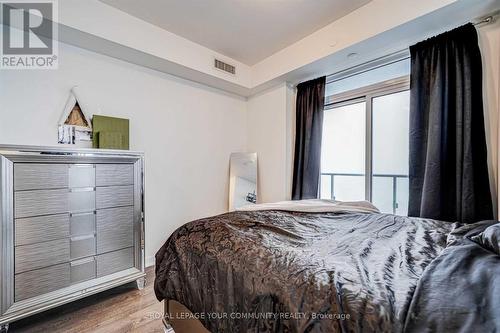 1102 - 4677 Glen Erin Drive, Mississauga, ON - Indoor Photo Showing Bedroom