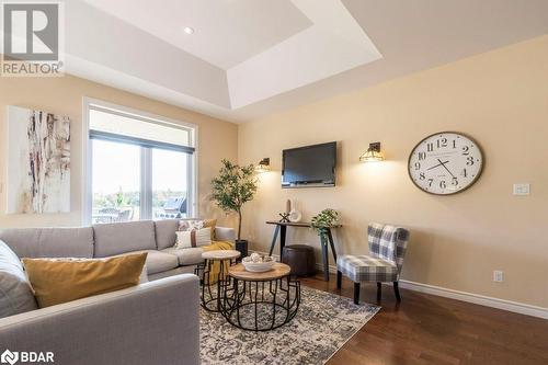 45 Chestnut Drive, Belleville, ON - Indoor Photo Showing Living Room