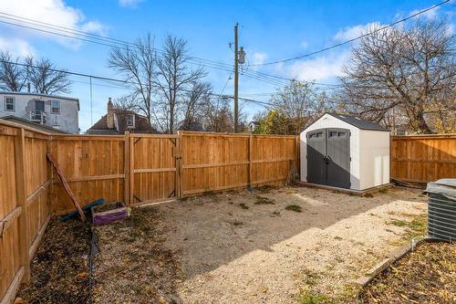 550 Boyd Avenue, Winnipeg, MB - Outdoor