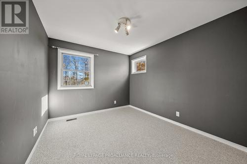 26 Smith Road, Belleville, ON - Indoor Photo Showing Other Room