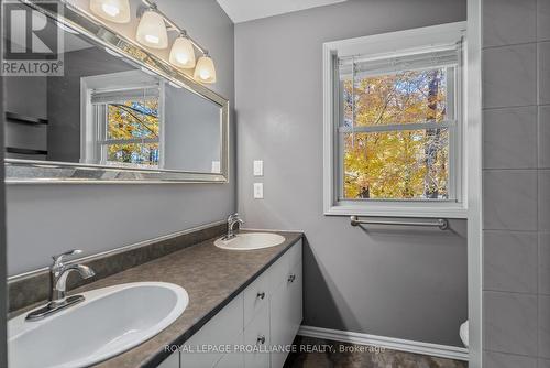 26 Smith Road, Belleville, ON - Indoor Photo Showing Bathroom