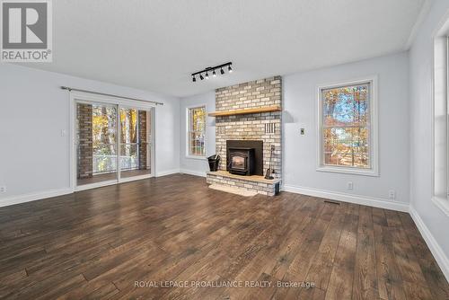 26 Smith Road, Belleville, ON - Indoor Photo Showing Living Room With Fireplace