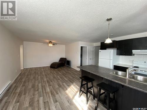 104 Railway Avenue E, Kindersley Rm No. 290, SK - Indoor Photo Showing Kitchen With Double Sink