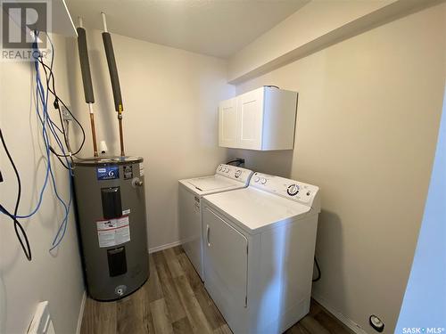 104 Railway Avenue E, Kindersley Rm No. 290, SK - Indoor Photo Showing Laundry Room