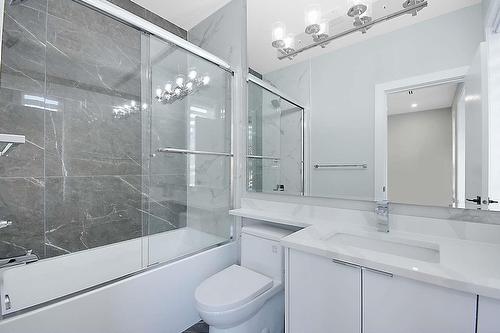 14761 62 Avenue, Surrey, colombie-britannique - Indoor Photo Showing Bathroom