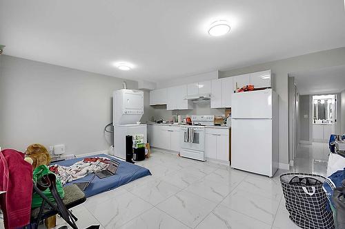 14761 62 Avenue, Surrey, colombie-britannique - Indoor Photo Showing Kitchen