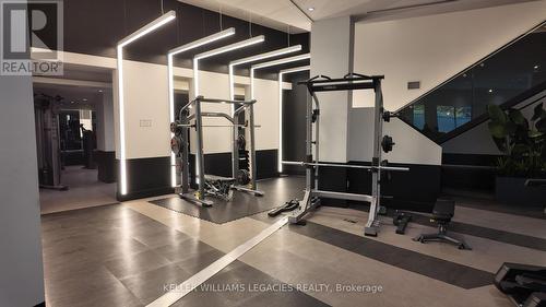 704 - 2916 Highway 7 Road, Vaughan, ON - Indoor Photo Showing Gym Room