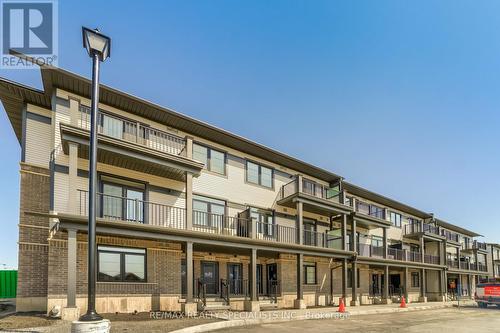 120 Wheat Lane, Kitchener, ON - Outdoor With Balcony