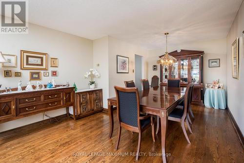 44 Flagstick Court, Toronto, ON - Indoor Photo Showing Dining Room