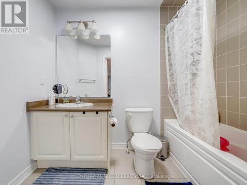 438 Harkin Place, Milton, ON - Indoor Photo Showing Bathroom