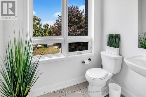 308 - 1130 Briar Hill Avenue, Toronto, ON - Indoor Photo Showing Bathroom