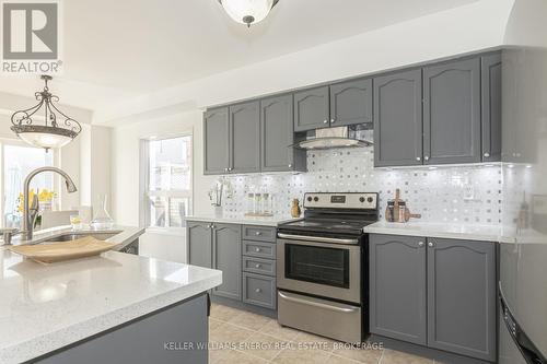 110 Puttingedge Drive, Whitby (Rolling Acres), ON - Indoor Photo Showing Kitchen With Double Sink With Upgraded Kitchen