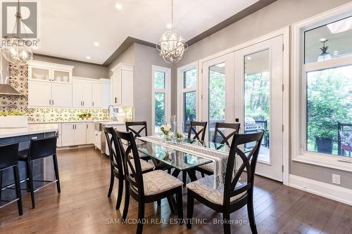 1285 Mineola Gardens, Mississauga, ON - Indoor Photo Showing Dining Room