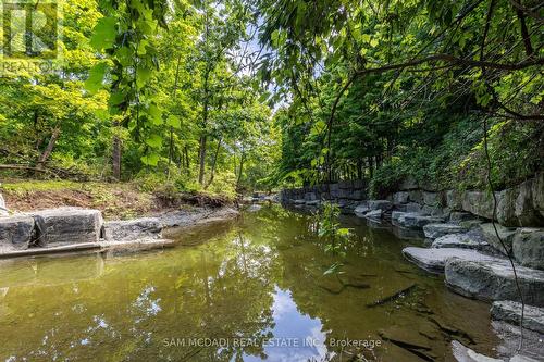 1285 Mineola Gardens, Mississauga, ON - Outdoor