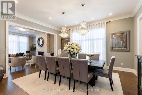 1285 Mineola Gardens, Mississauga, ON - Indoor Photo Showing Dining Room