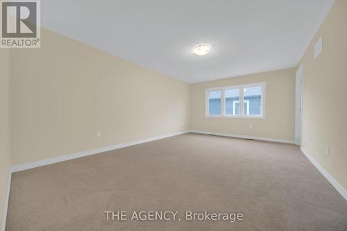 13 Steer Road, Erin, ON - Indoor Photo Showing Other Room