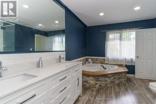 1070 Tally-Ho Winter Park Road, Lake Of Bays, ON - Indoor Photo Showing Bathroom