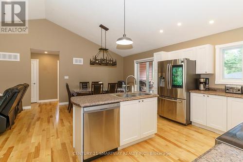 96 Main Street, Burk'S Falls, ON - Indoor Photo Showing Kitchen With Double Sink