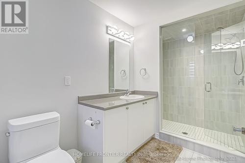 195 Beechborough Crescent, East Gwillimbury, ON - Indoor Photo Showing Bathroom