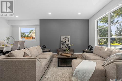 124A 106Th Street W, Saskatoon, SK - Indoor Photo Showing Living Room