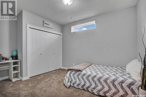 403 Patrick Rise, Saskatoon, SK - Indoor Photo Showing Bedroom