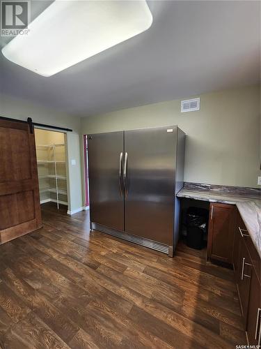 933 Front Street S, Broadview, SK - Indoor Photo Showing Kitchen