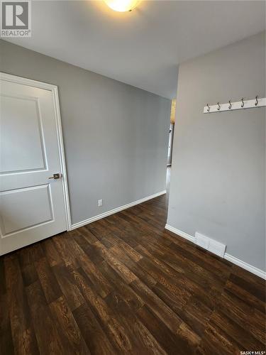 933 Front Street S, Broadview, SK - Indoor Photo Showing Other Room