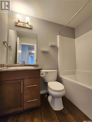 933 Front Street S, Broadview, SK - Indoor Photo Showing Bathroom