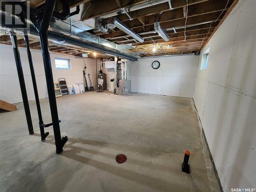 933 Front Street S, Broadview, SK - Indoor Photo Showing Basement