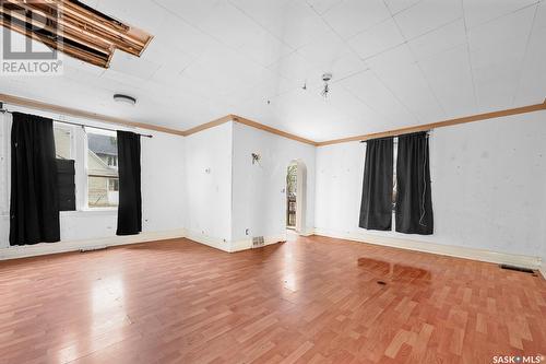 1524 Victoria Avenue, Regina, SK - Indoor Photo Showing Other Room