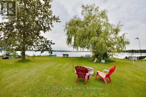 5632 Penetanguishene Road, Springwater, ON - Outdoor