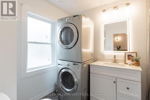 28286 Duff Line, Dutton/Dunwich (Dutton), ON - Indoor Photo Showing Laundry Room