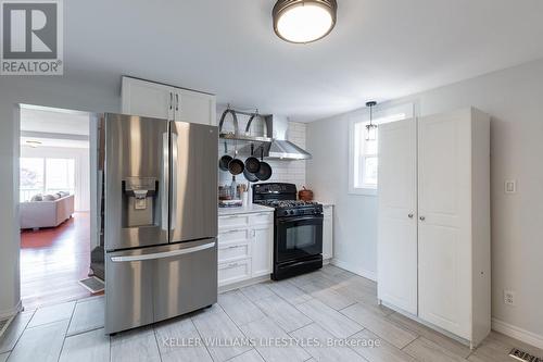 28286 Duff Line, Dutton/Dunwich (Dutton), ON - Indoor Photo Showing Kitchen