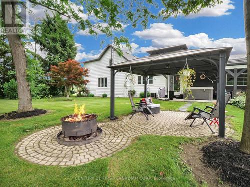 13660 Longwoods Road, Chatham-Kent (Thamesville), ON - Outdoor With Deck Patio Veranda