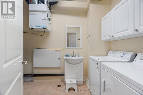 4 Conrad Drive, Bluewater, ON - Indoor Photo Showing Laundry Room