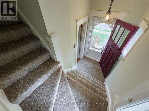 17 Thornton Avenue, London, ON - Indoor Photo Showing Other Room