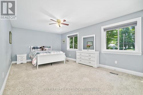 25 Edgewater Drive, Smith-Ennismore-Lakefield, ON - Indoor Photo Showing Bedroom