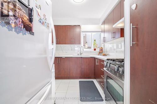 26 - 435 Silverstone Drive, Toronto, ON - Indoor Photo Showing Kitchen