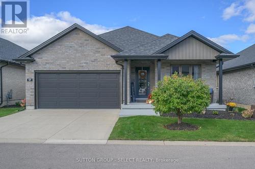 17 - 38 Elliott Trail, Thames Centre (Thorndale), ON - Outdoor With Facade