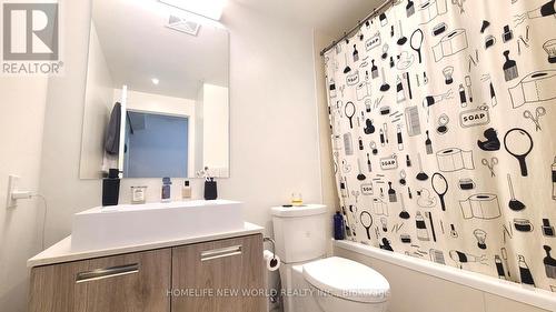 713 - 2A Church Street, Toronto, ON - Indoor Photo Showing Bathroom