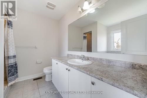 45 Atkinson Crescent, New Tecumseth, ON - Indoor Photo Showing Bathroom