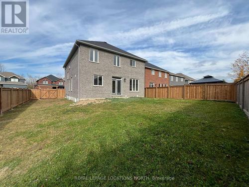 34 Gilpin Crescent, Collingwood, ON - Outdoor With Backyard