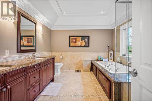 10 Rockingham Drive, Toronto, ON - Indoor Photo Showing Bathroom